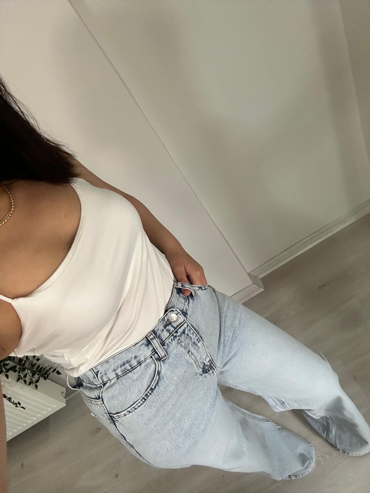 Soft Askılı Pamuklu Likralı Beyaz Body